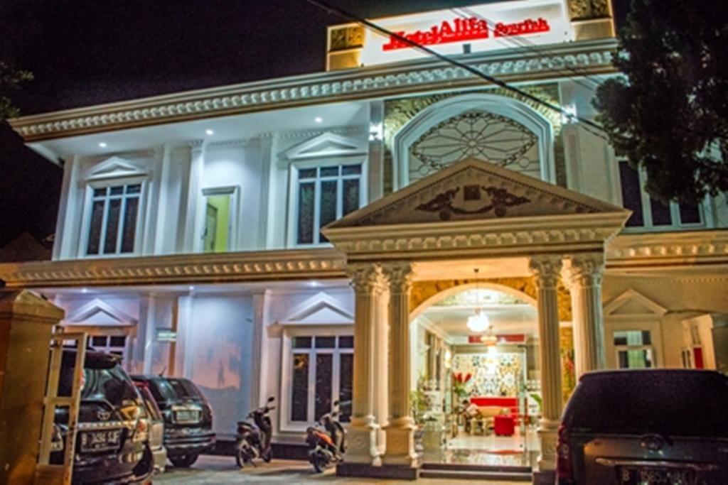 Hotel Alifa Syariah ปาดัง ภายนอก รูปภาพ